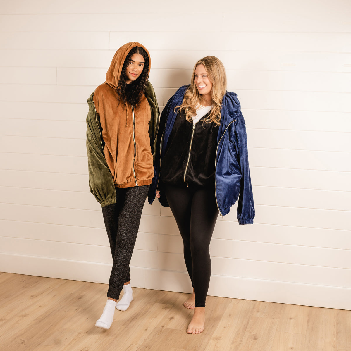 CoziBee Zipper TALL Black Swaddle Bee