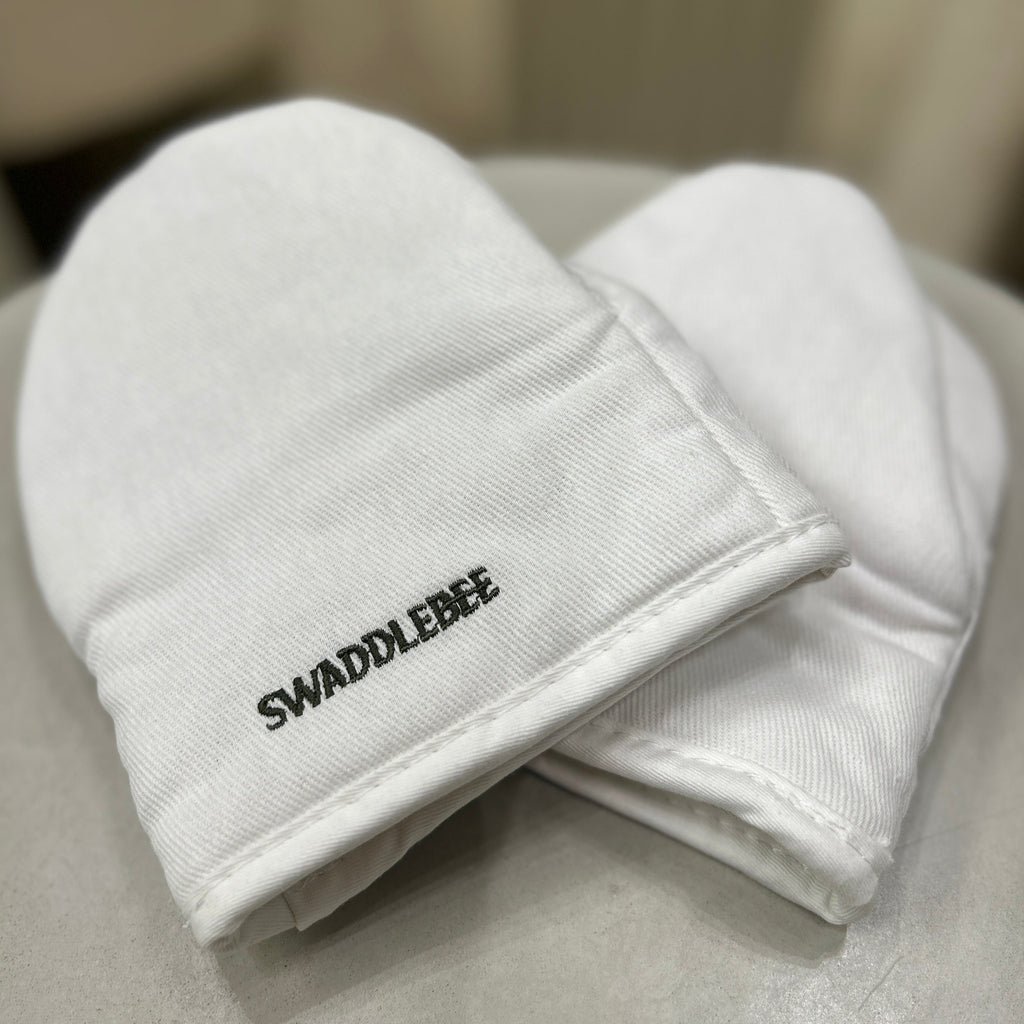 SwadleBee Oven Mitts