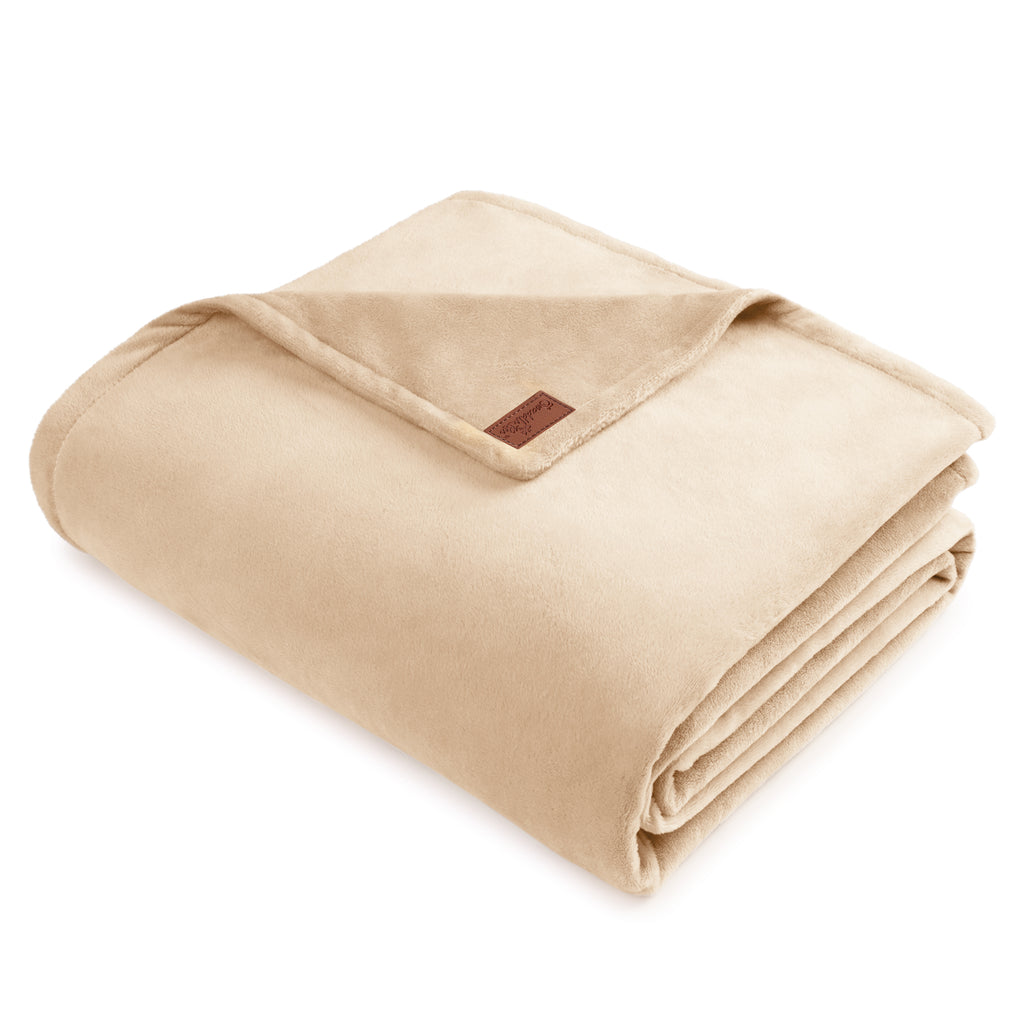 BiggerBee Throw Blanket ~ Camel