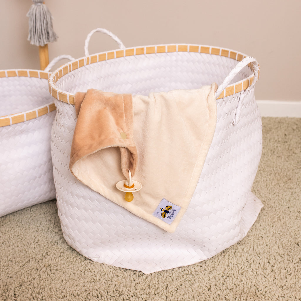 Swaddle Bee Loviebee - Ivory/Camel Swaddle Bee Loviebee - Ivory/Camel