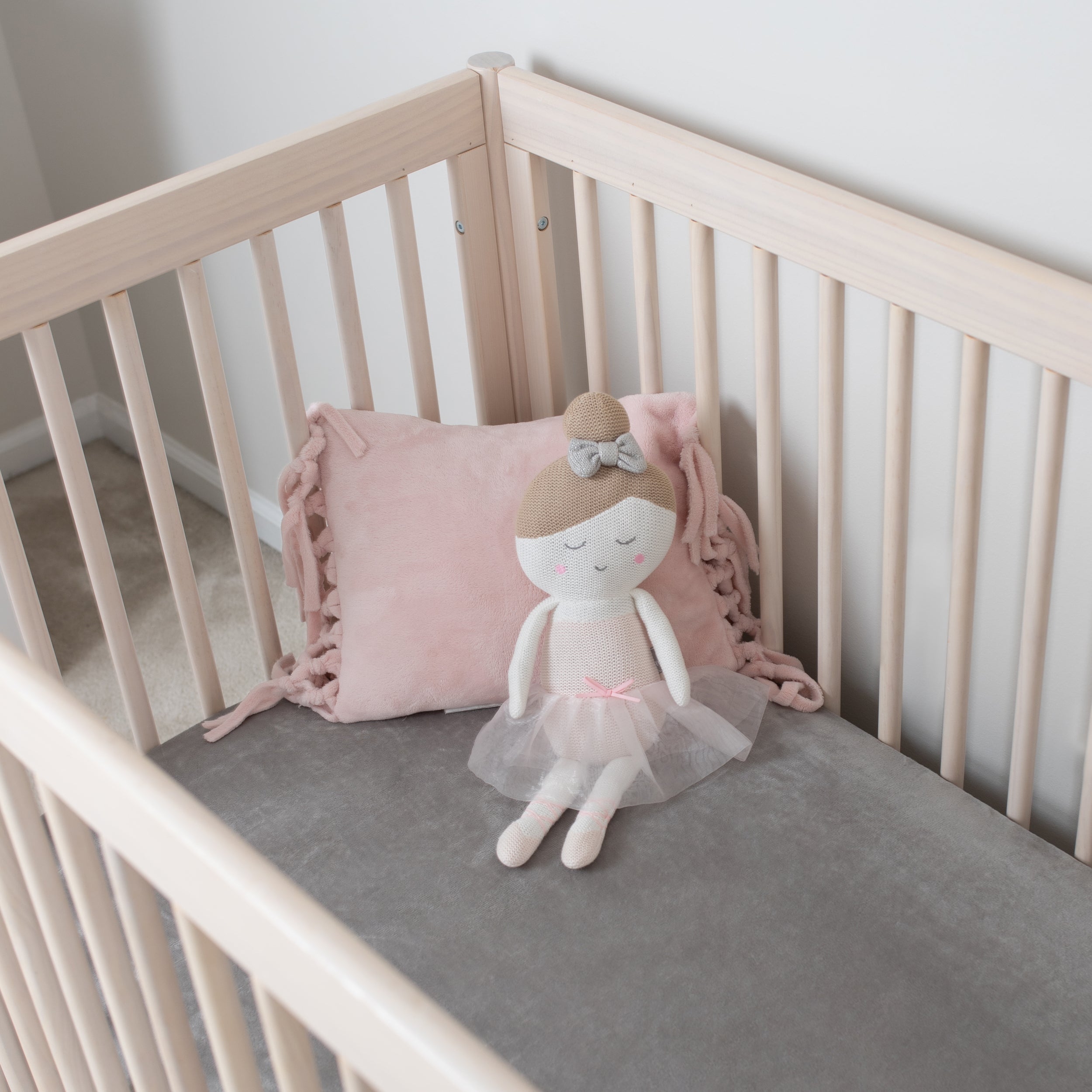 Crib Sheet LIGHT GREY – Swaddle Bee